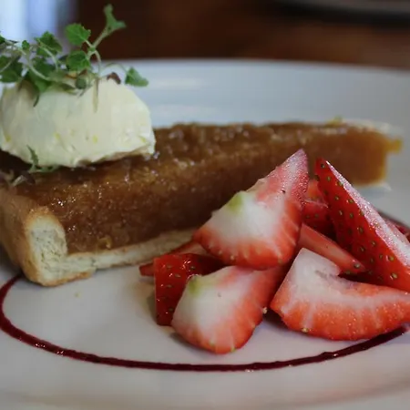 Blue Bell Country Hotel