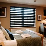Blue Bell Country Hotel