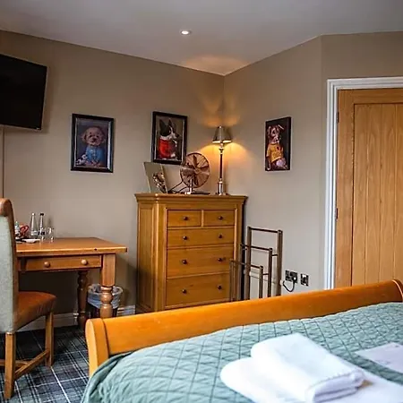 Blue Bell Country 4* Arkendale