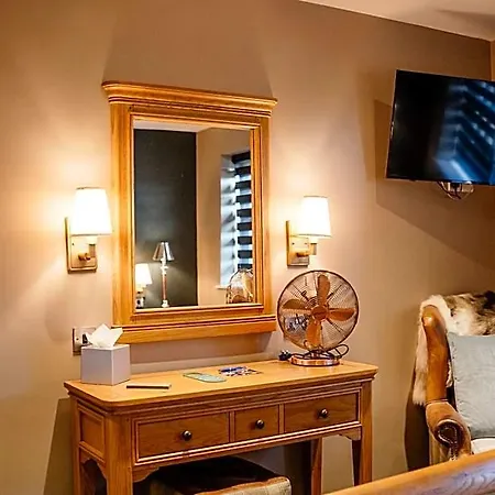 Hotel Blue Bell Country 4*