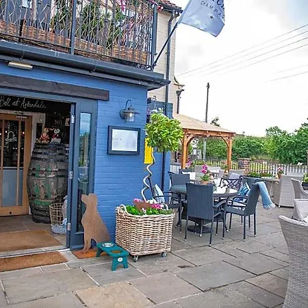 Blue Bell Country Hotel 4*