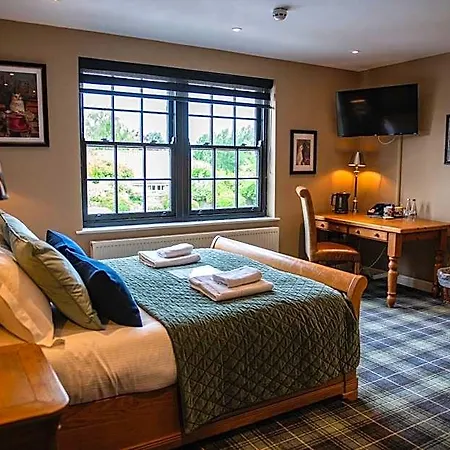 Blue Bell Country Hotel Arkendale