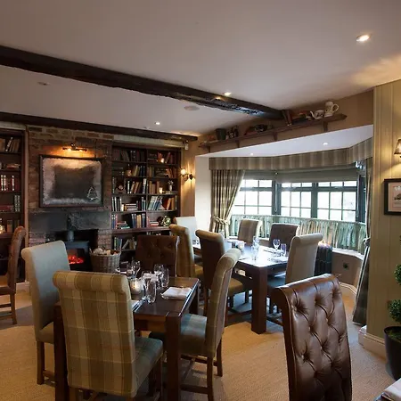 Blue Bell Country Hotell 3*