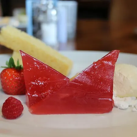 Отель Blue Bell Country 3*