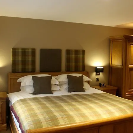 Blue Bell Country Hotel Arkendale