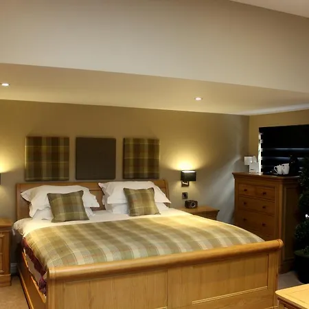 Blue Bell Country Hotel Arkendale