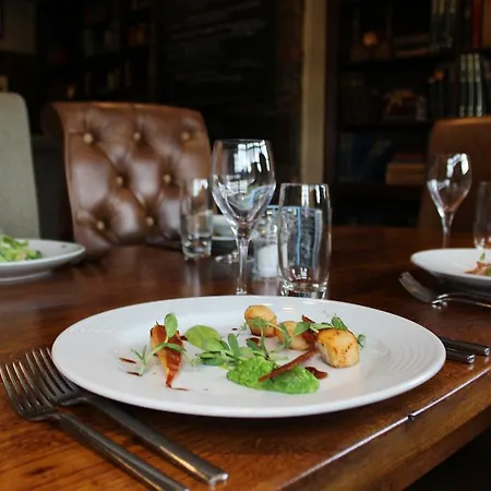 Blue Bell Country Hotel 4*